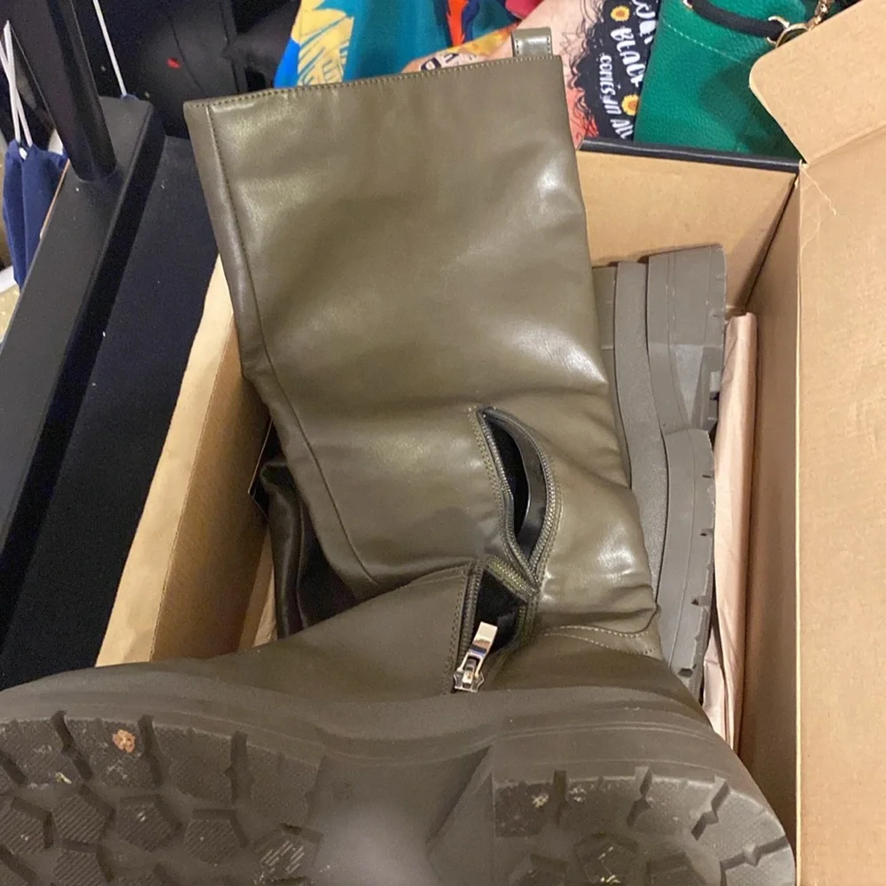 Army green knee high boots size 39/8.5 - Picture 4 of 6